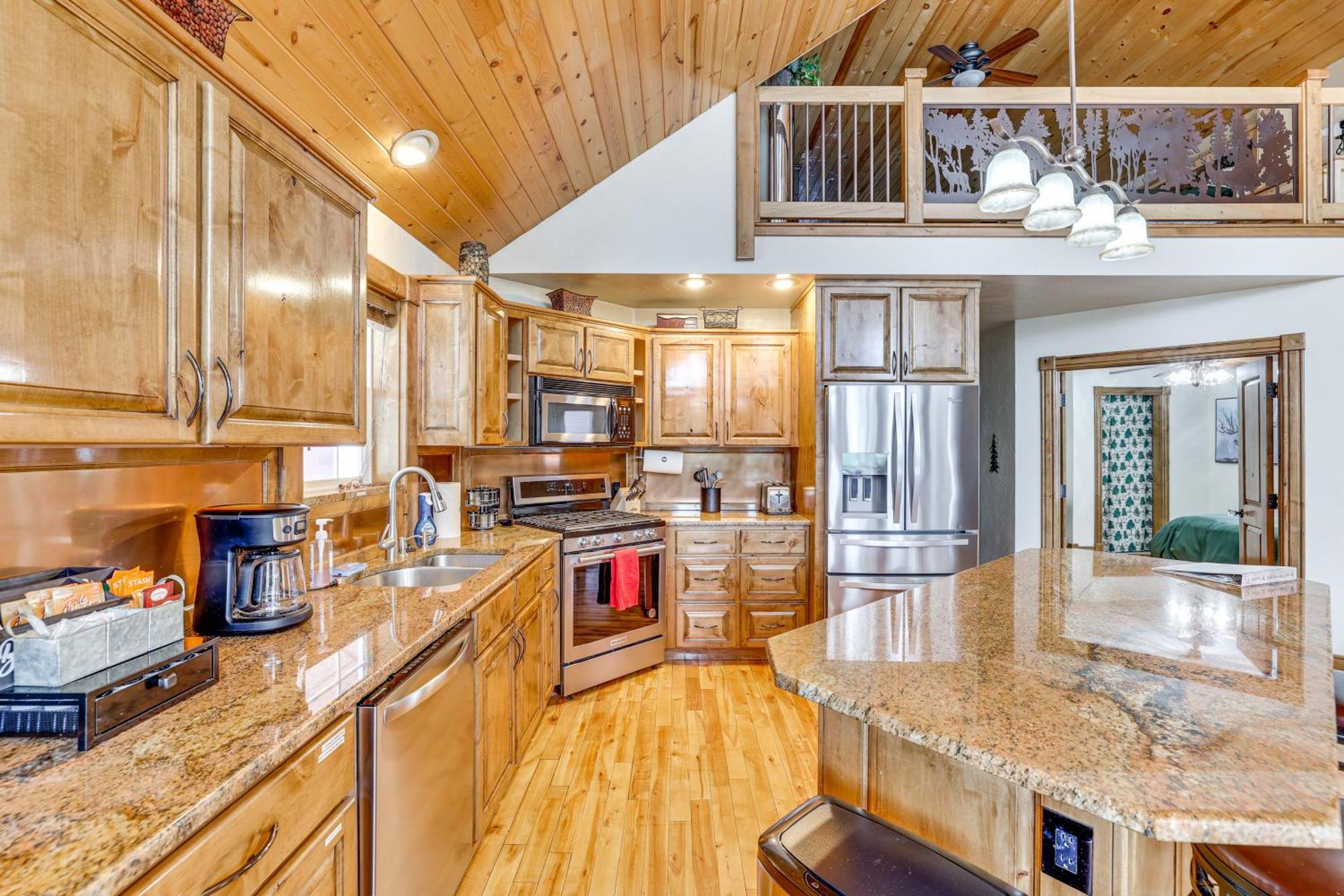 Updated Garden Valley Home With Fire Pit And Game Room Crouch Eksteriør bilde